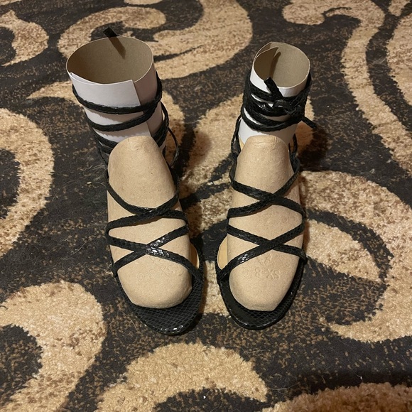 1990s Y2K Colin Stuart Black Strappy Kitten Heel Lace Up Sandals Size 7 - Picture 5 of 5